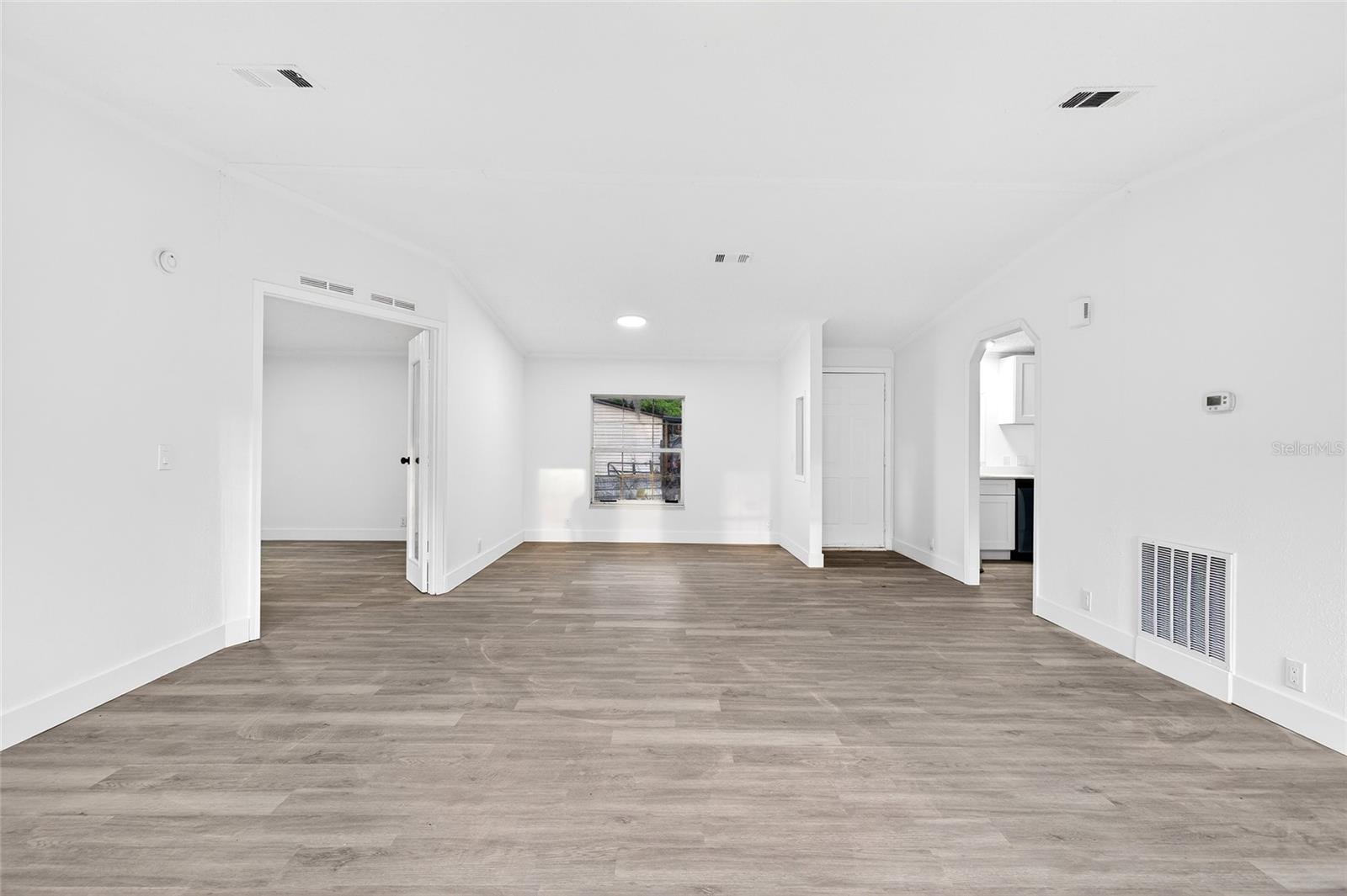 Image 11 of 38 For 11065 145th Lane