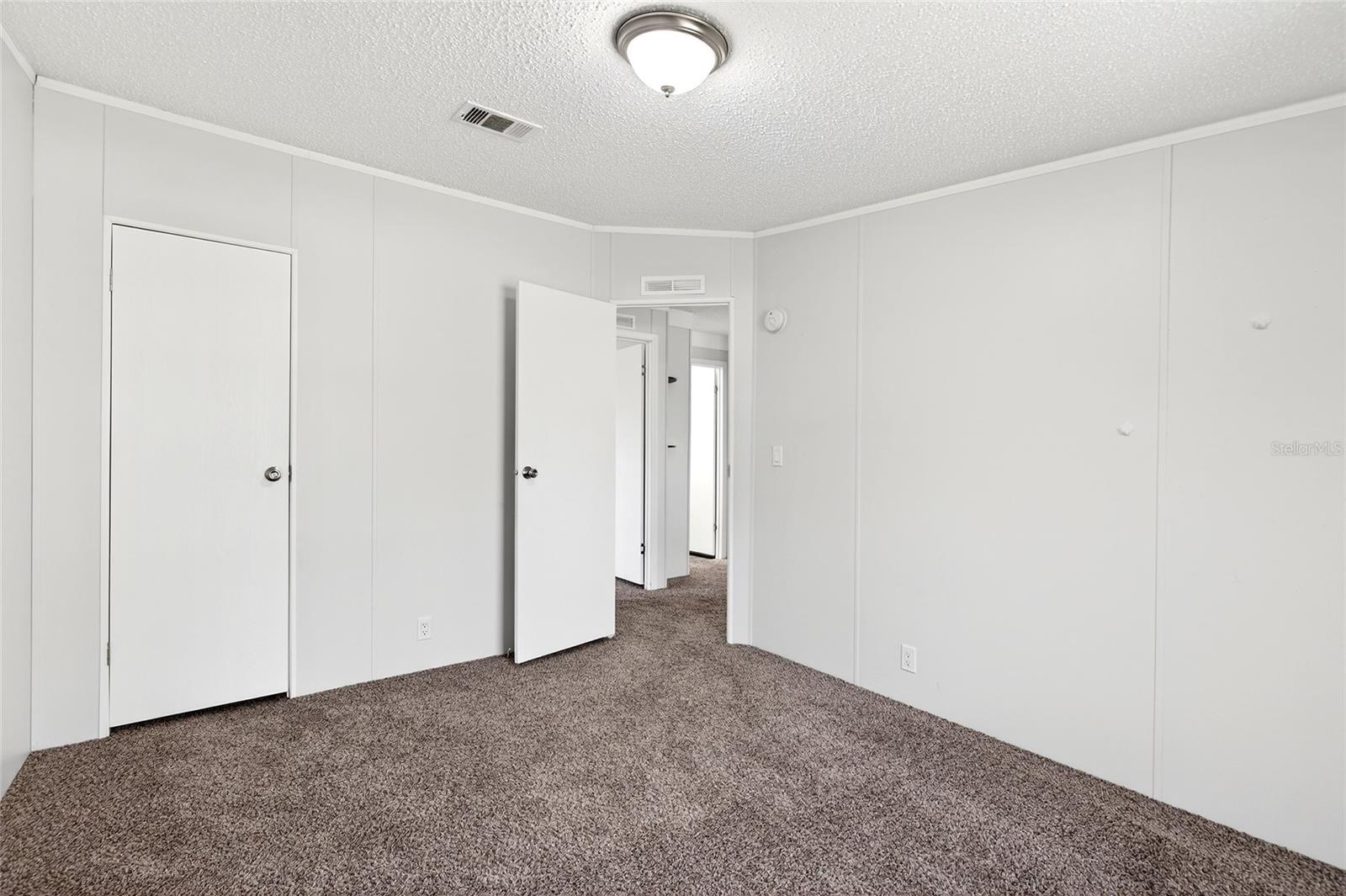 Image 19 of 31 For 6740 84th Street