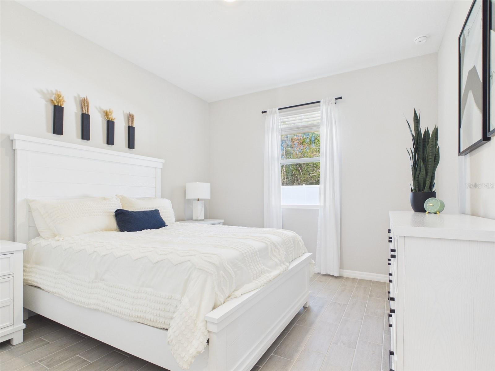 Image 28 of 49 For 566 Marion Oaks Boulevard