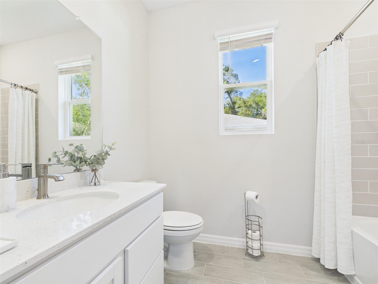 Image 42 of 49 For 566 Marion Oaks Boulevard