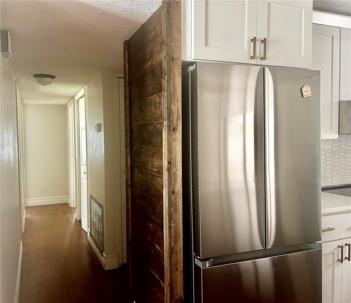 Image 15 of 34 For 410 15th Court