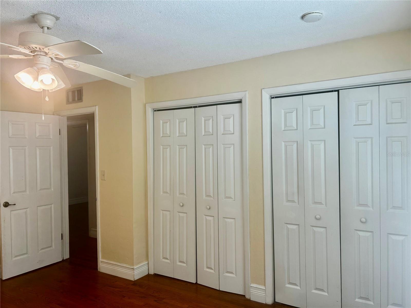 Image 27 of 34 For 410 15th Court