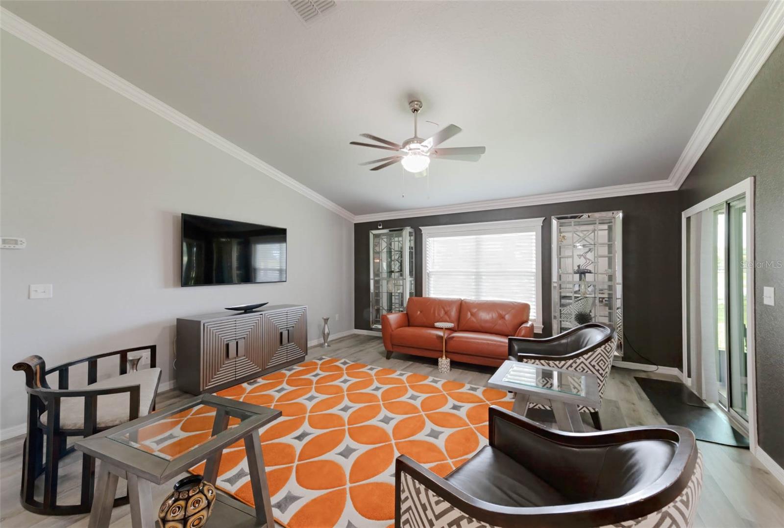 Image 11 of 29 For 9601 53rd Circle