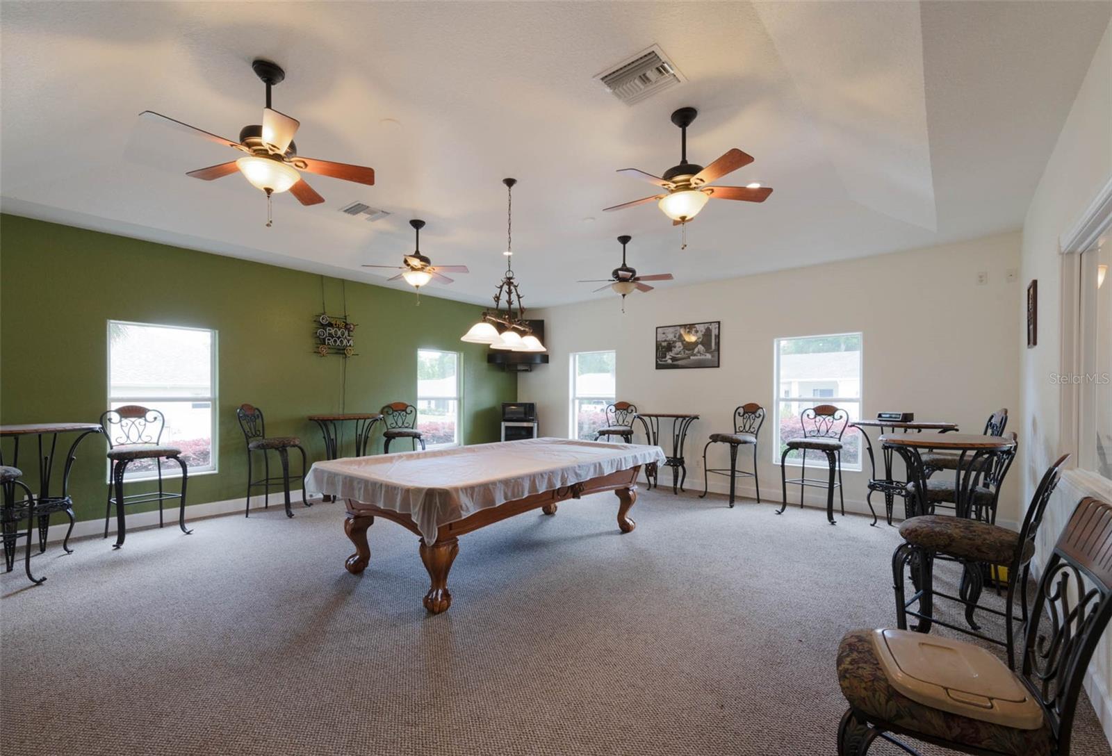 Image 25 of 29 For 9601 53rd Circle