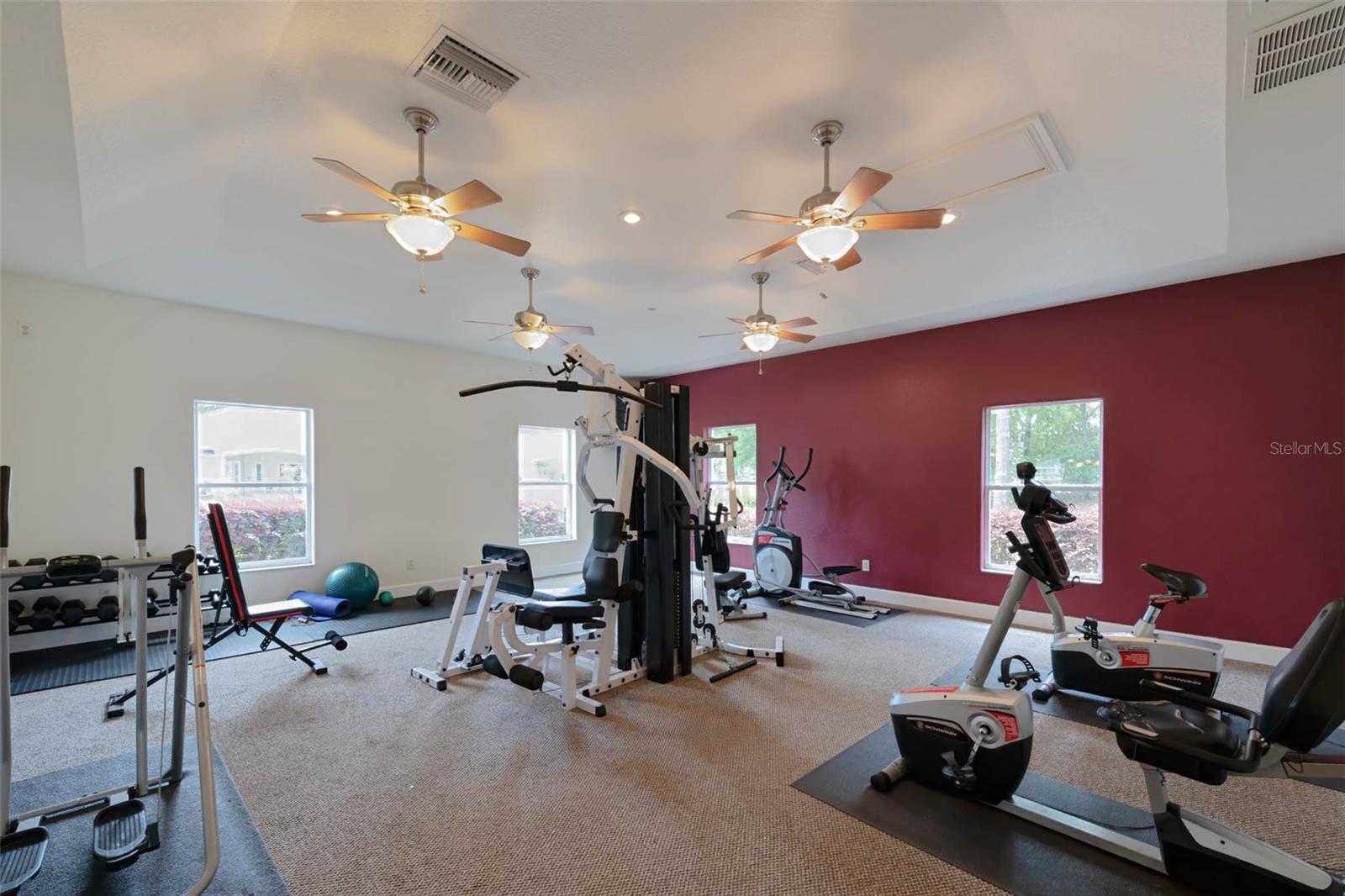 Image 26 of 29 For 9601 53rd Circle