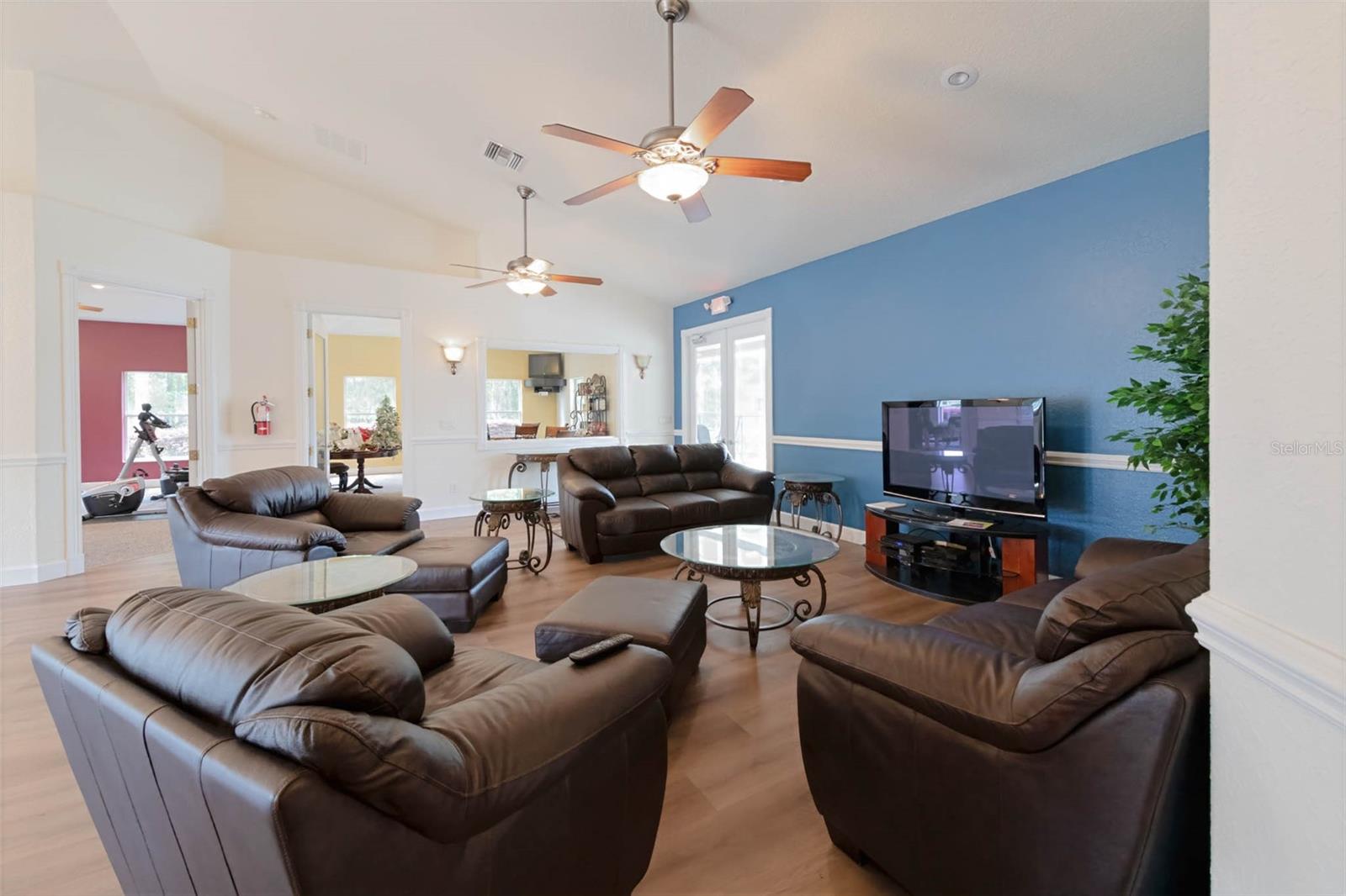 Image 27 of 29 For 9601 53rd Circle