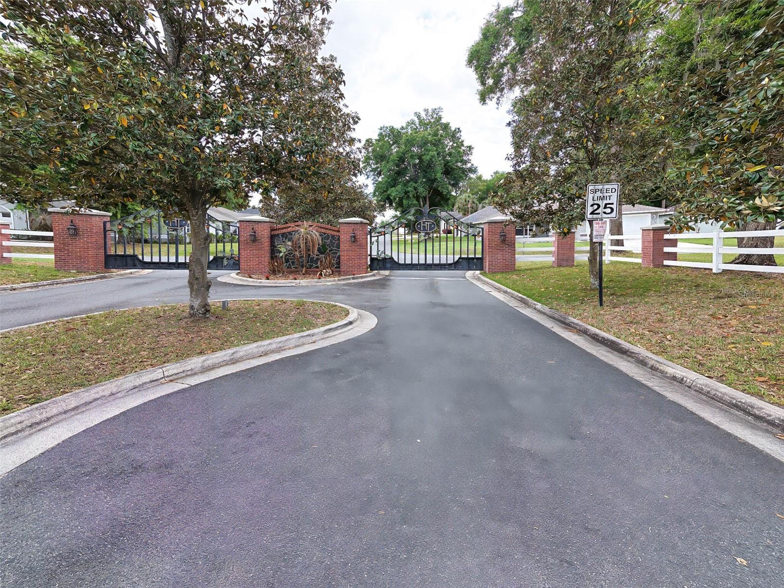 Image 3 of 29 For 9601 53rd Circle