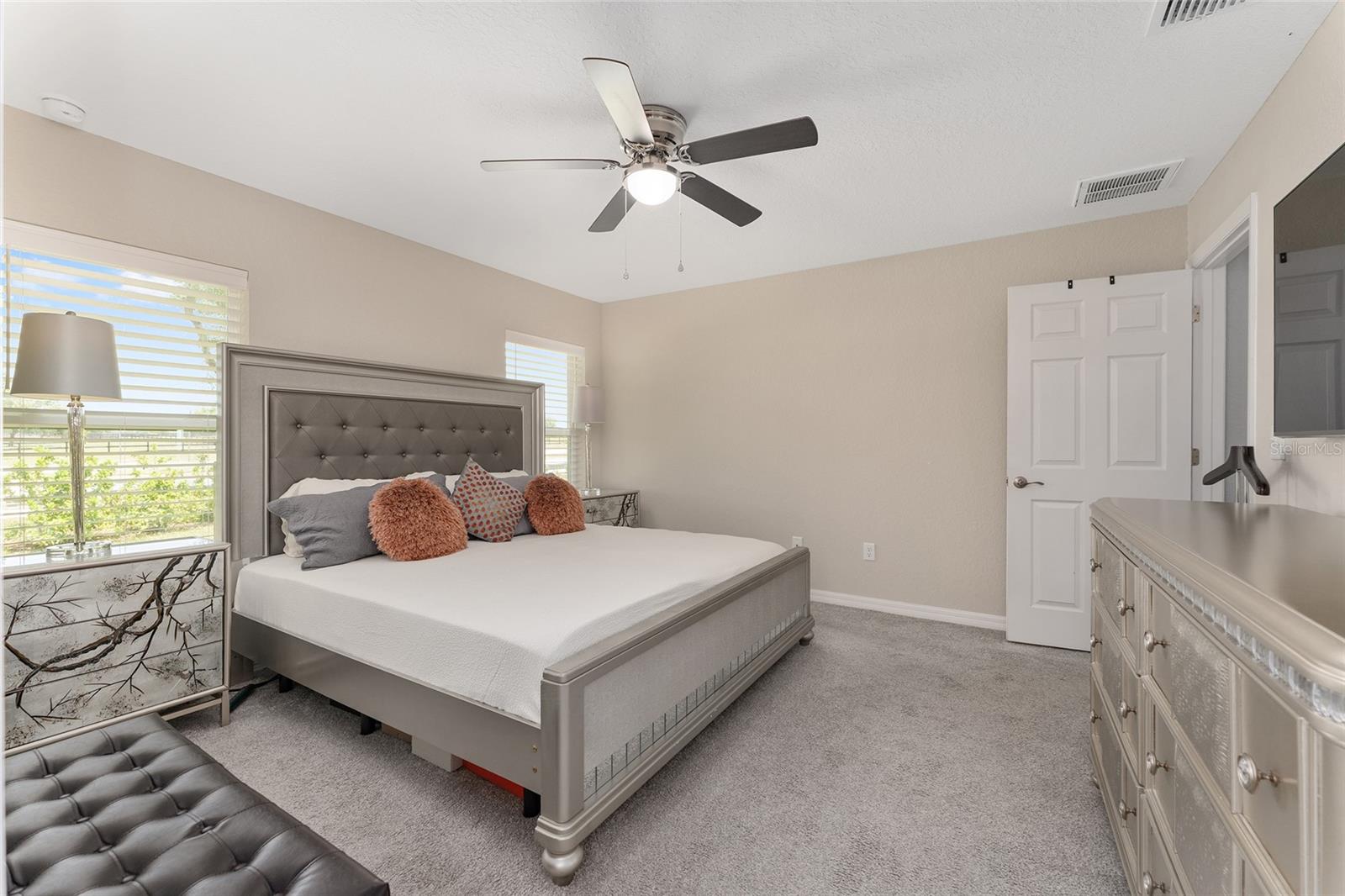 Image 38 of 68 For 9601 53rd Circle