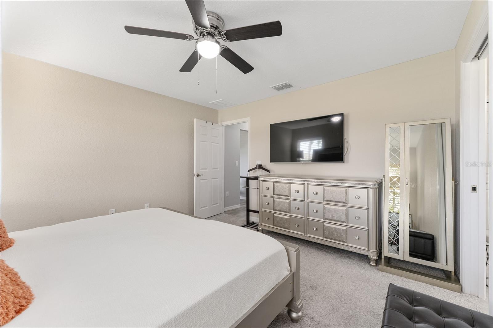 Image 39 of 68 For 9601 53rd Circle