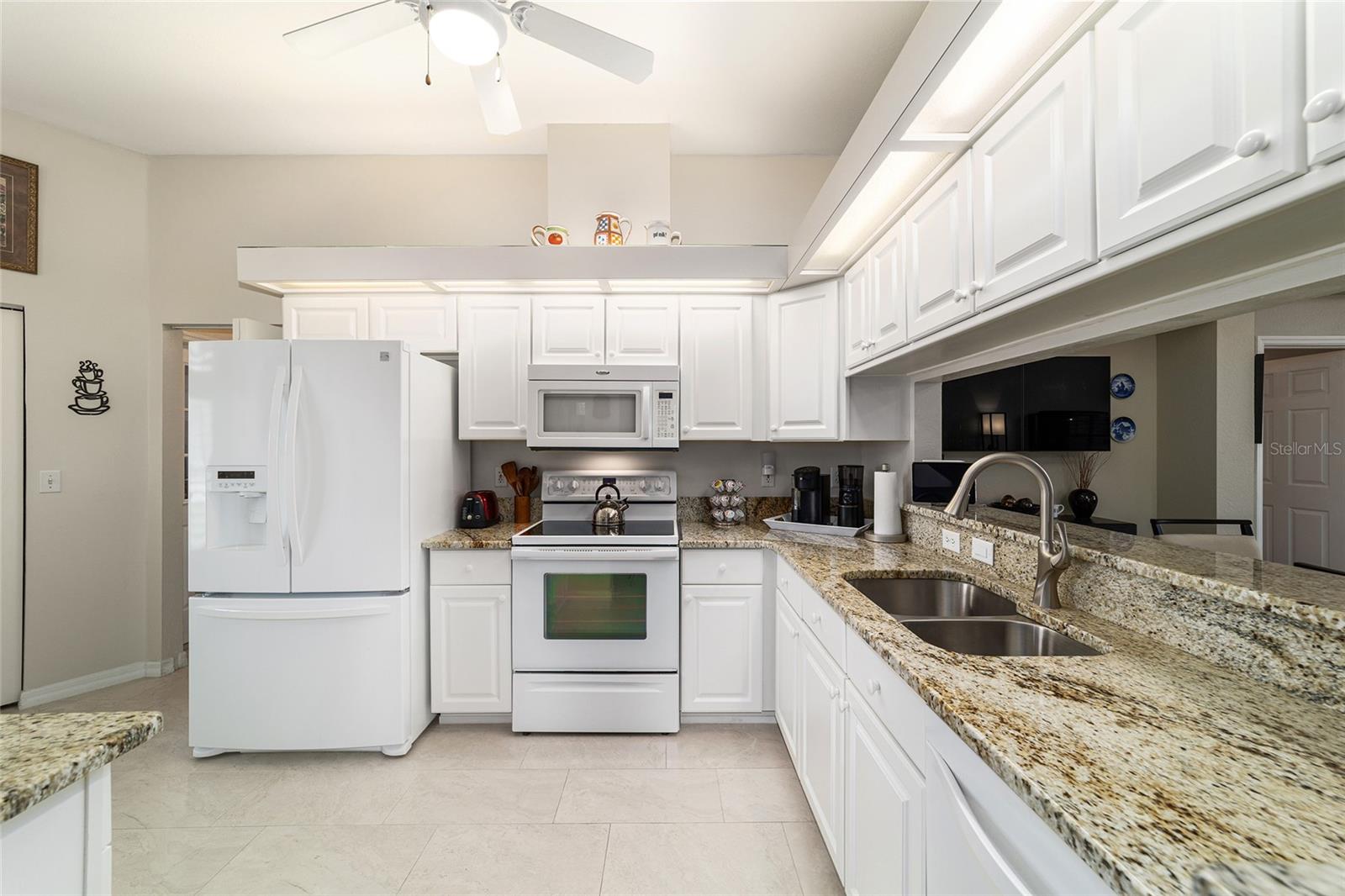 Image 13 of 57 For 11171 Sw 73rd Ct