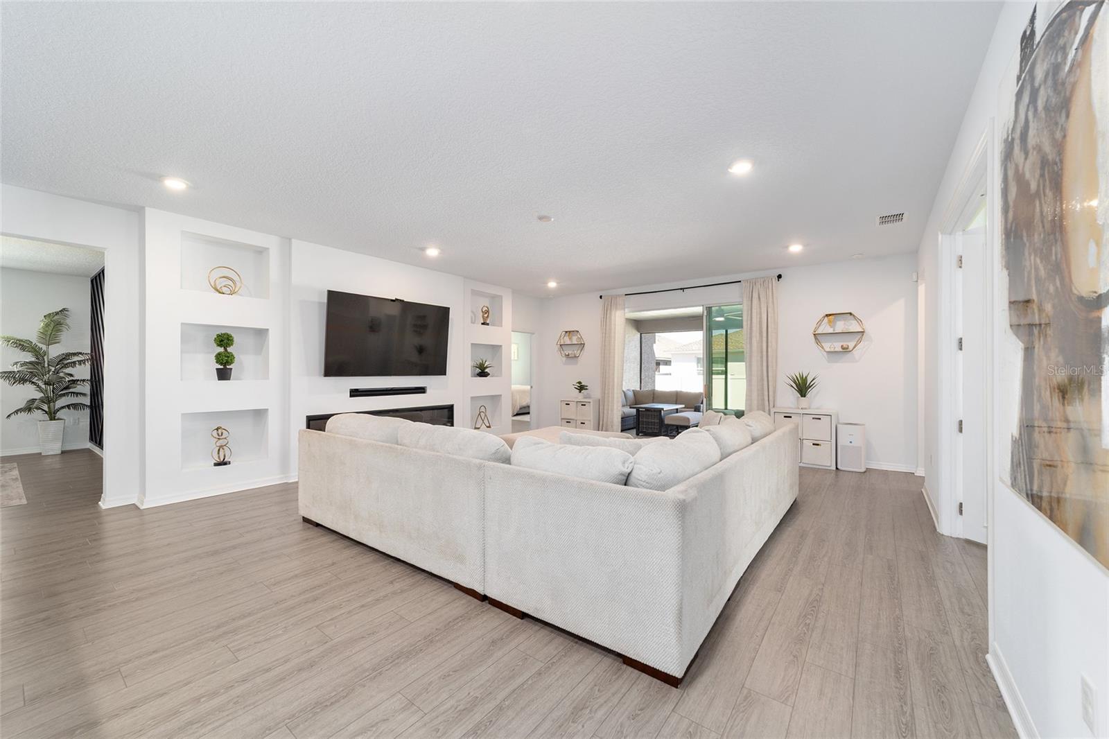 Image 28 of 56 For 7233 64th Street Road