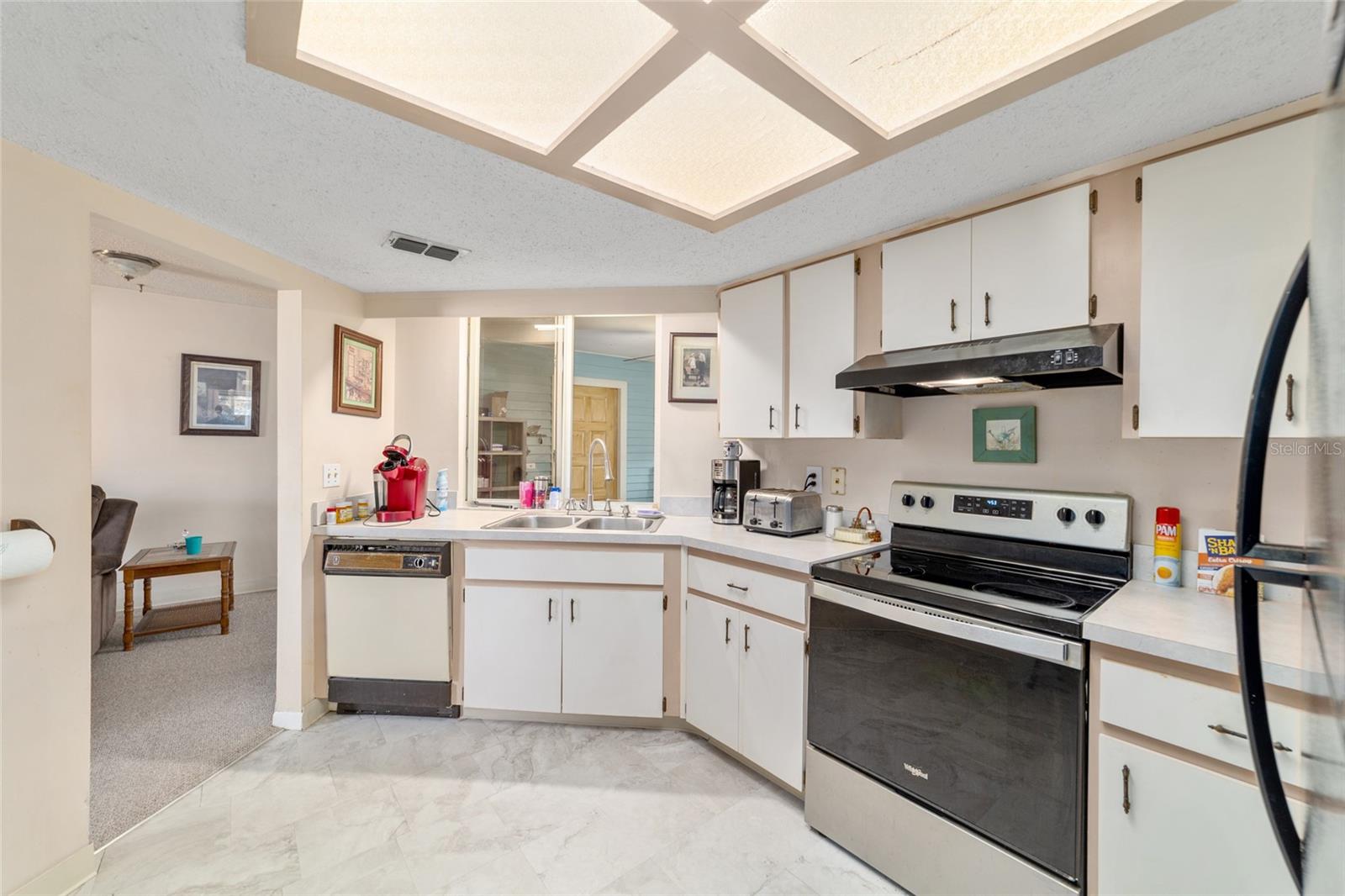 Image 13 of 48 For 10920 Sw 86th Ct