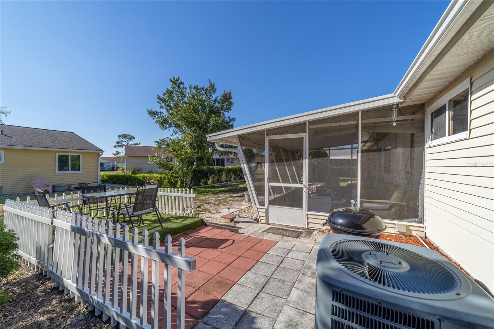 Image 31 of 48 For 10920 Sw 86th Ct