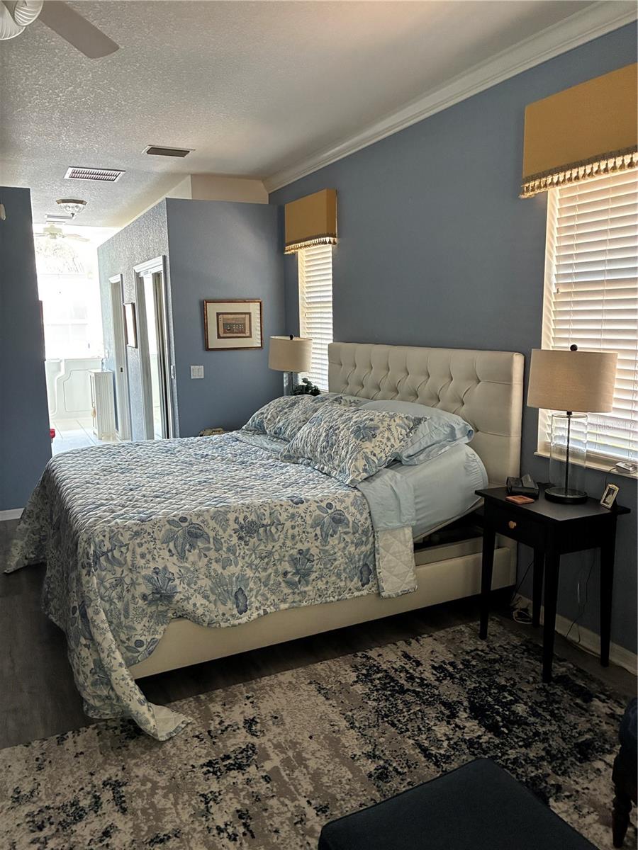 Image 26 of 60 For 19433 82nd Place Road