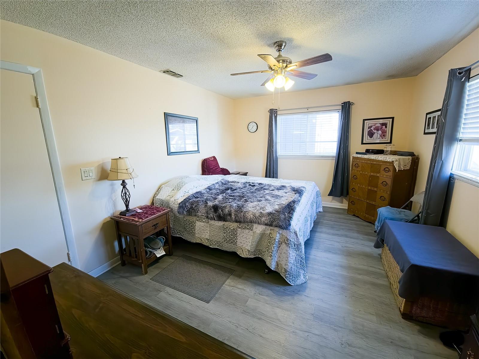 Image 12 of 31 For 9377 102nd Place