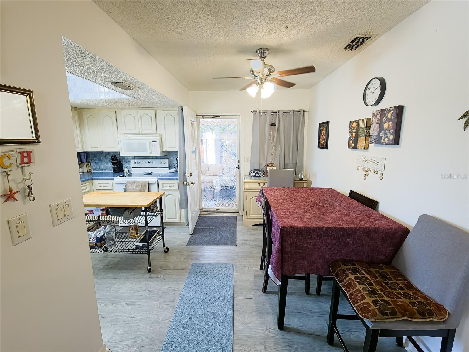 Image 26 of 31 For 9377 102nd Place