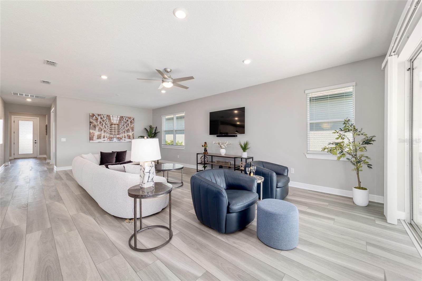 Image 21 of 75 For 5740 90th Court Road