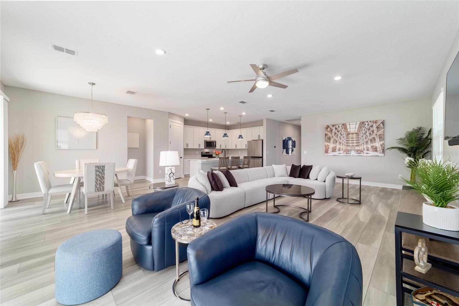 Image 22 of 75 For 5740 90th Court Road