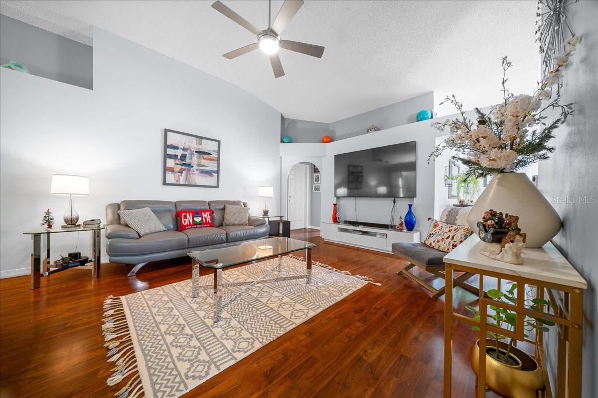 Image 10 of 54 For 11316 Camus Lane