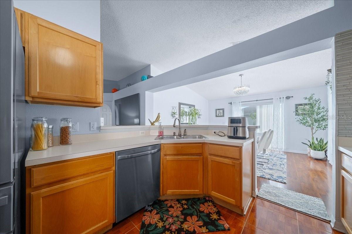 Image 20 of 54 For 11316 Camus Lane