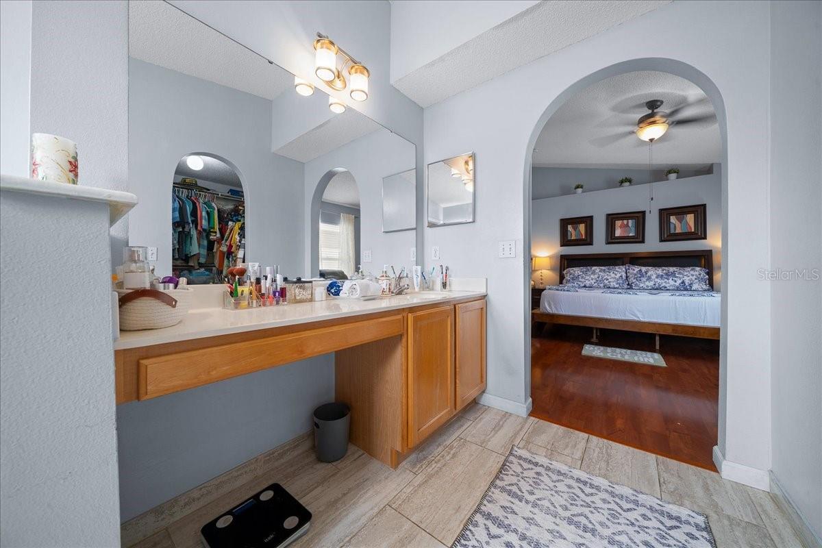 Image 43 of 54 For 11316 Camus Lane