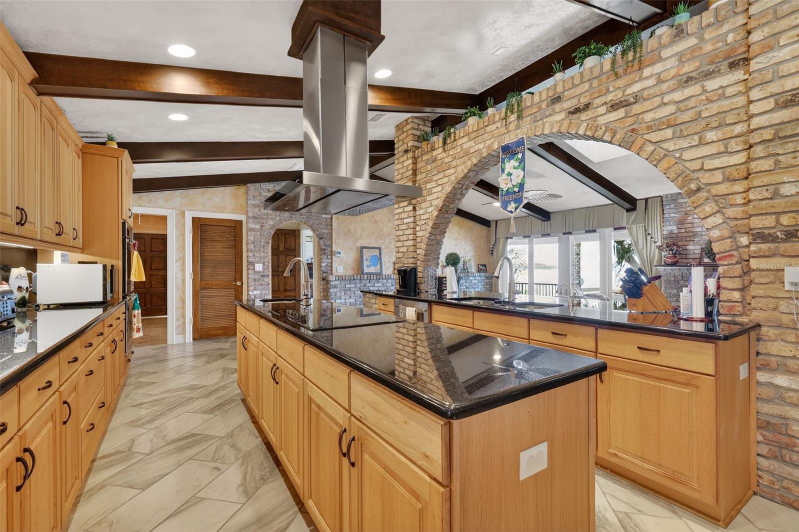 Image 17 of 48 For 13033 158th Lane