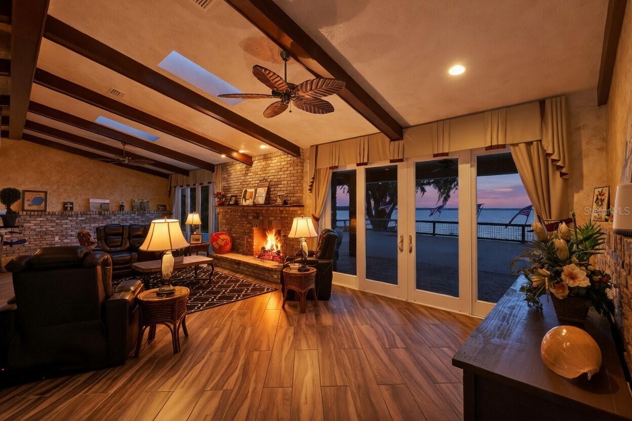 Image 24 of 48 For 13033 158th Lane