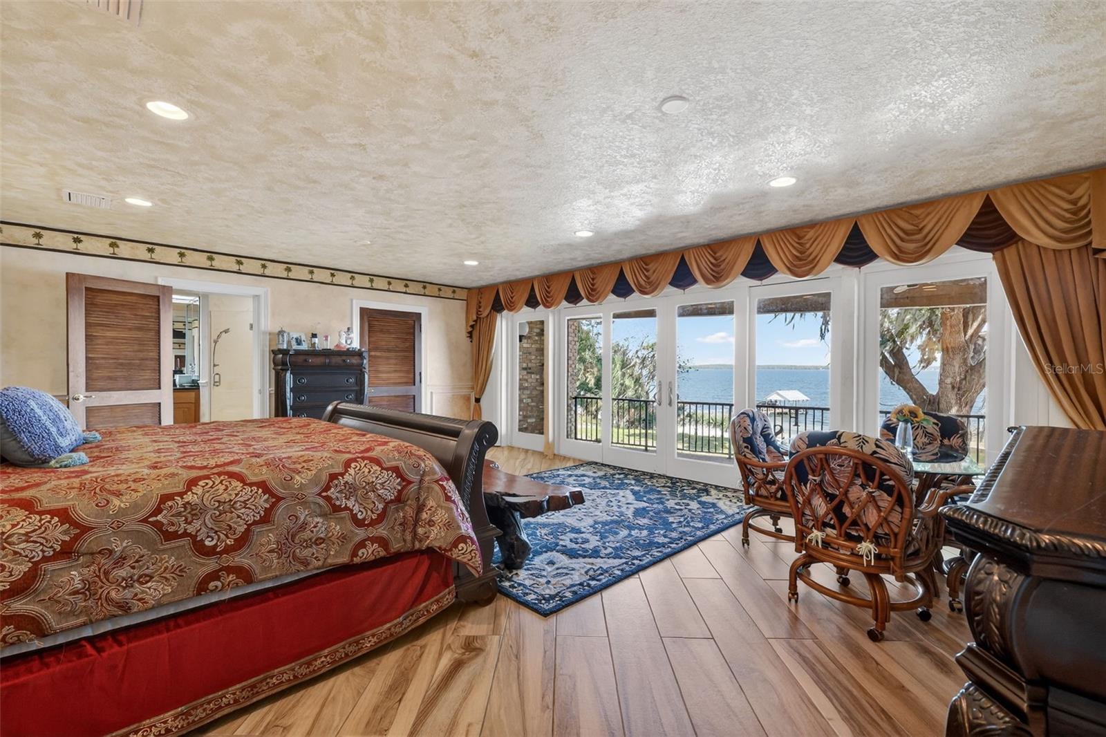 Image 27 of 48 For 13033 158th Lane