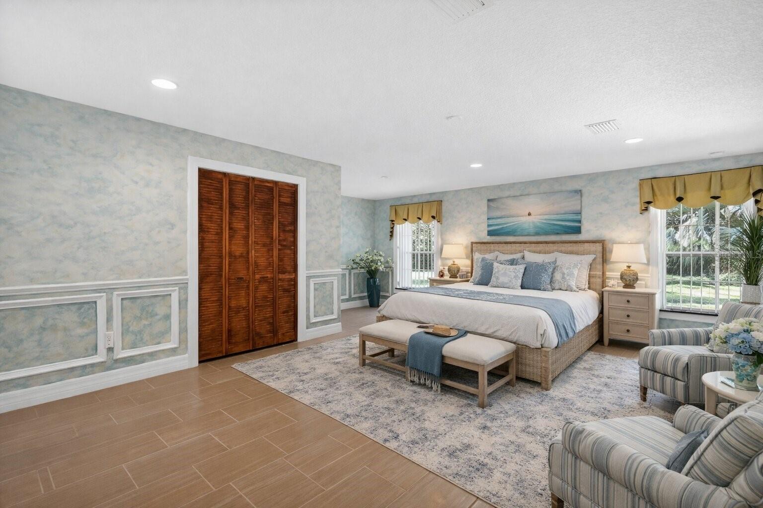 Image 37 of 48 For 13033 158th Lane