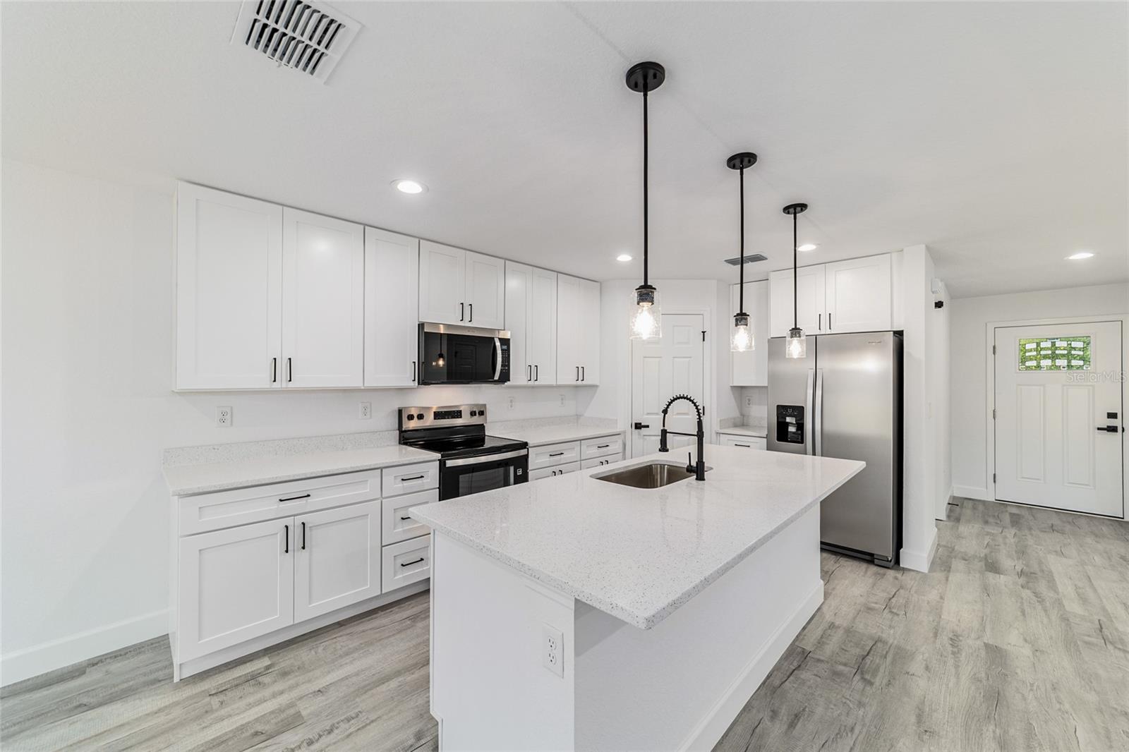 Image 23 of 63 For 3 Walnut Run