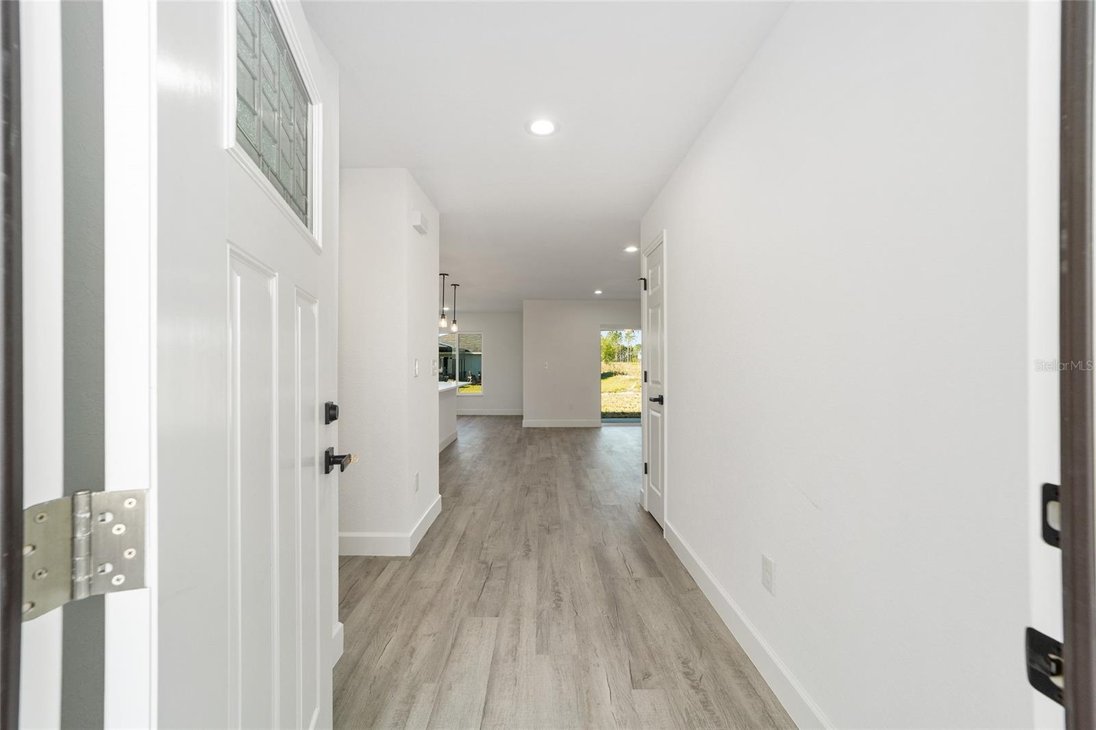 Image 7 of 45 For 191 Juniper Loop Circle