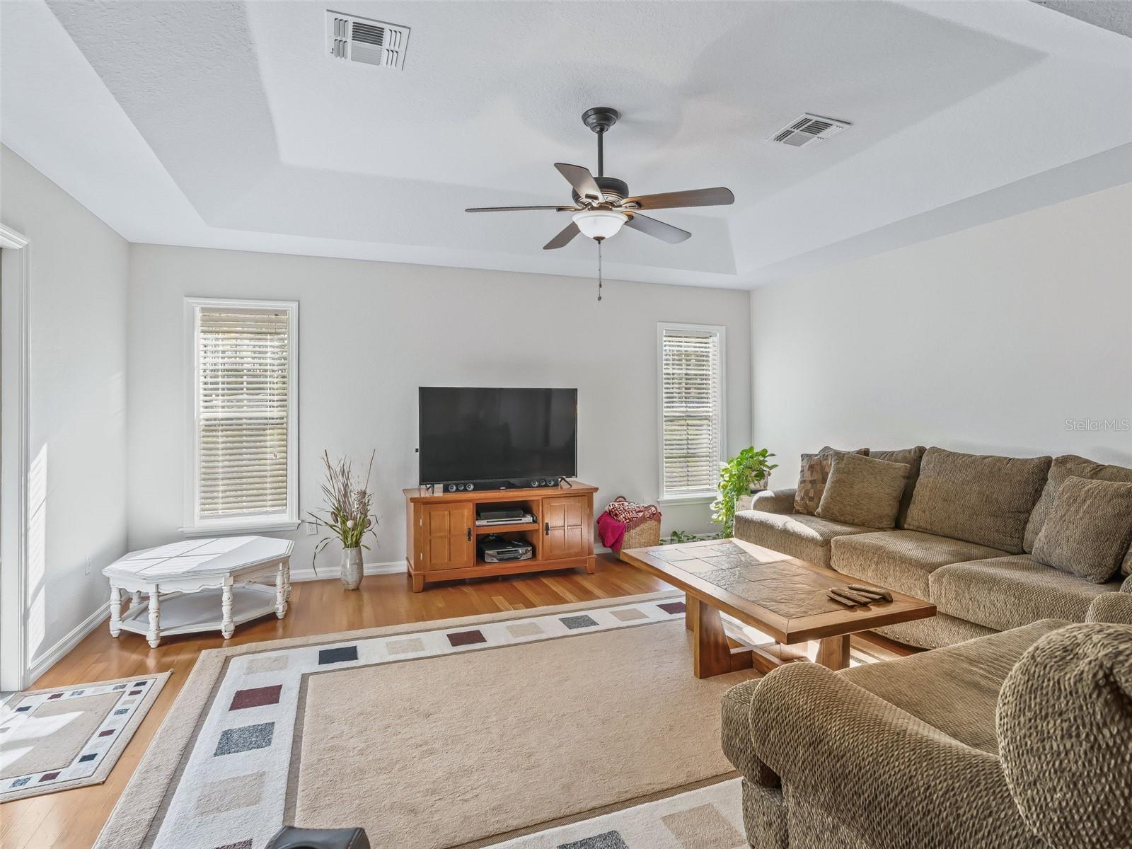 Image 10 of 60 For 33 Needles Dr