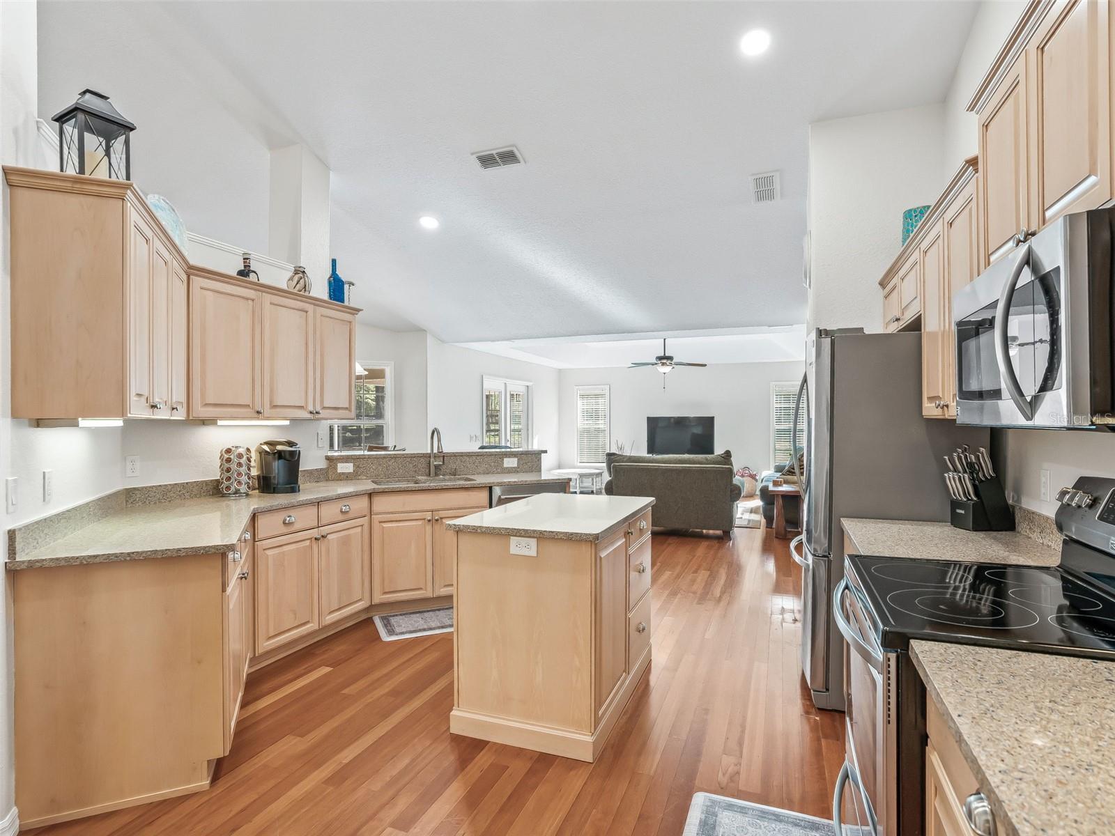 Image 15 of 60 For 33 Needles Dr