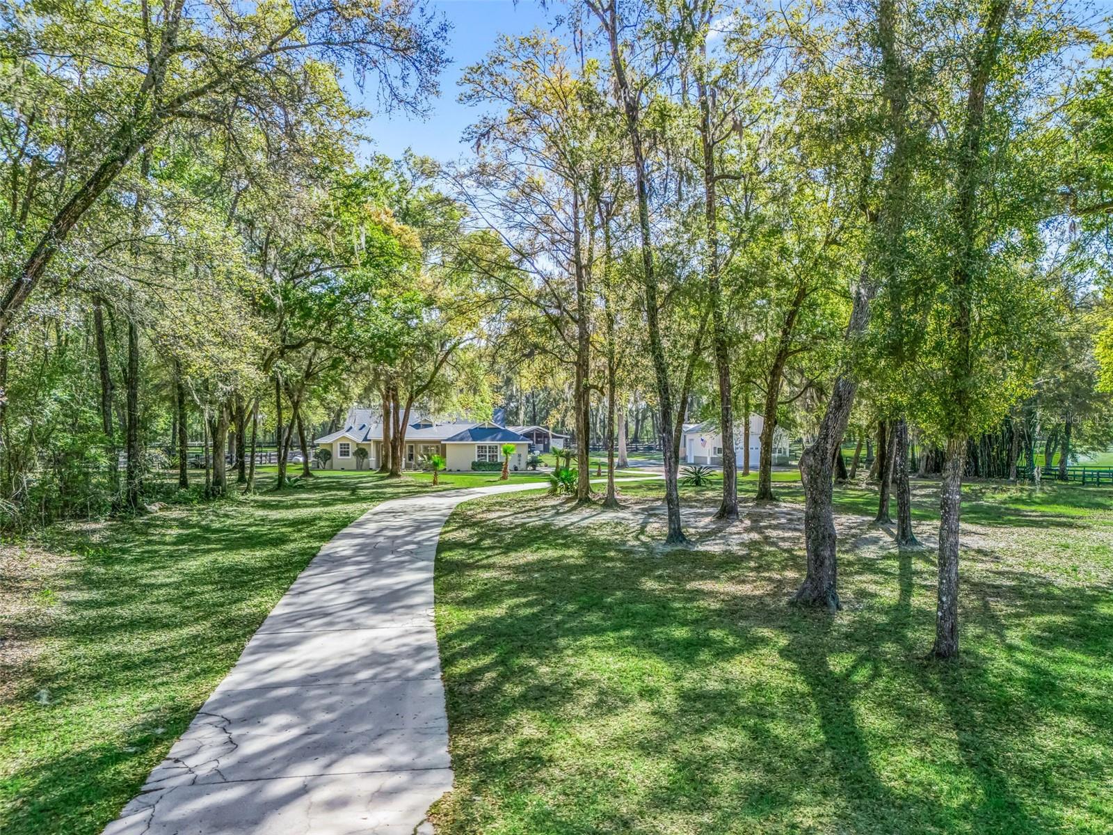 Image 55 of 60 For 33 Needles Dr