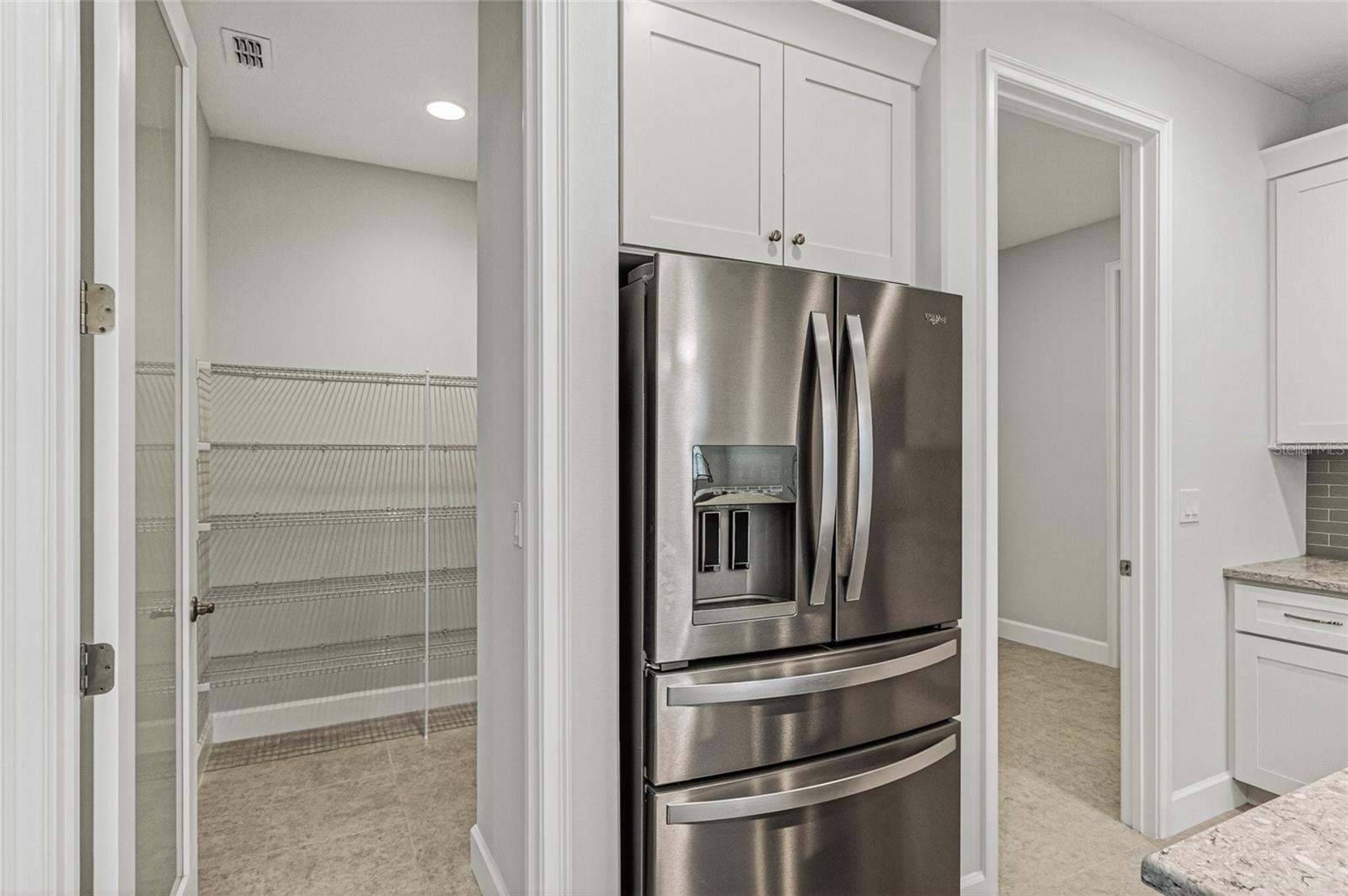 Image 27 of 47 For 450 Hammond Street Sw