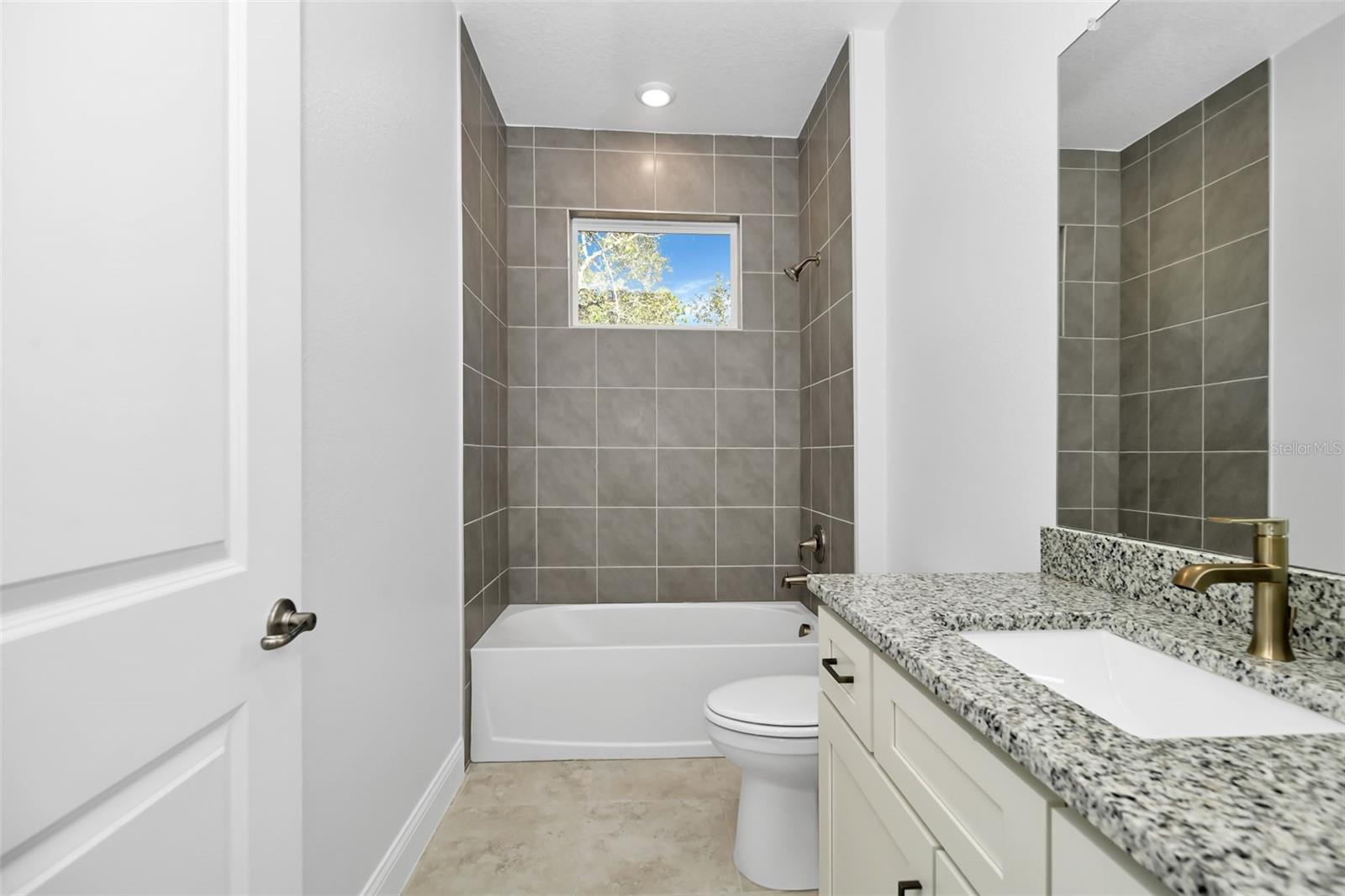 Image 26 of 35 For 8736 Vince Drive