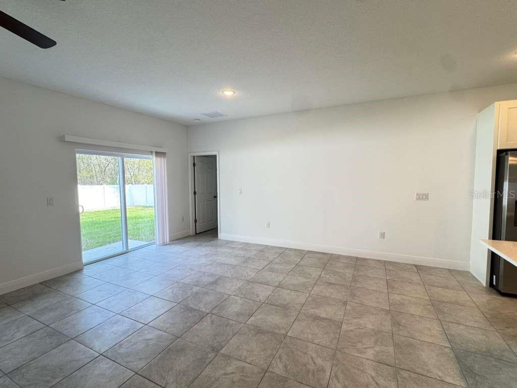 Image 16 of 58 For 16054 55th Avenue Road