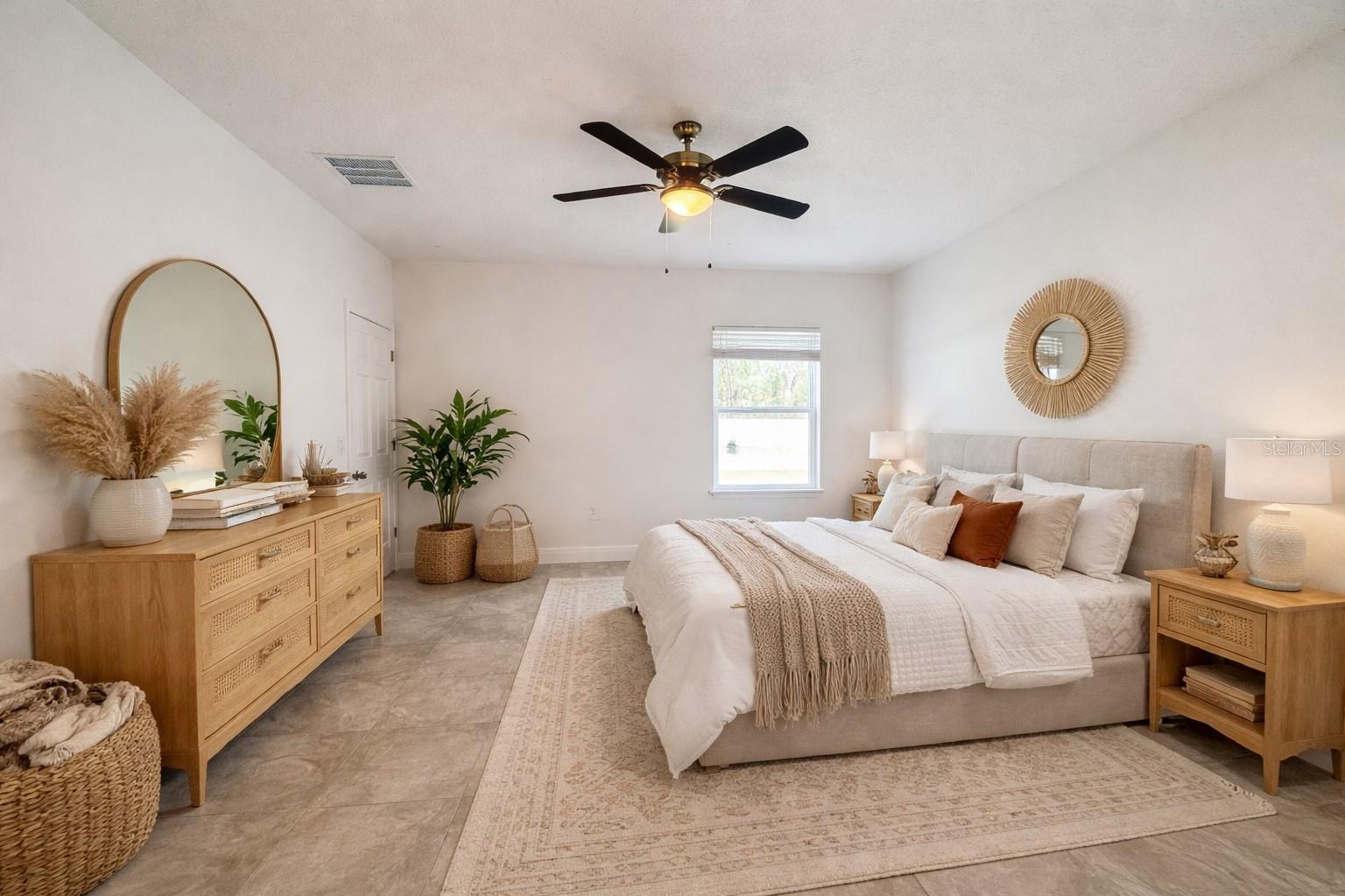 Image 20 of 58 For 16054 55th Avenue Road