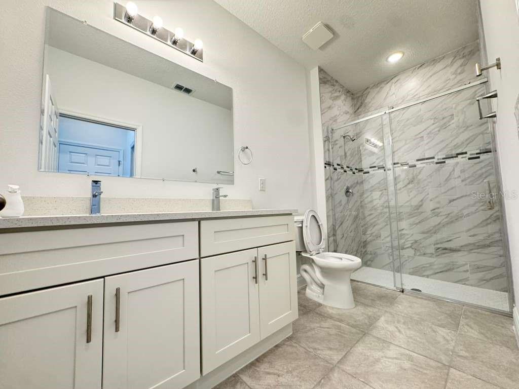 Image 25 of 58 For 16054 55th Avenue Road