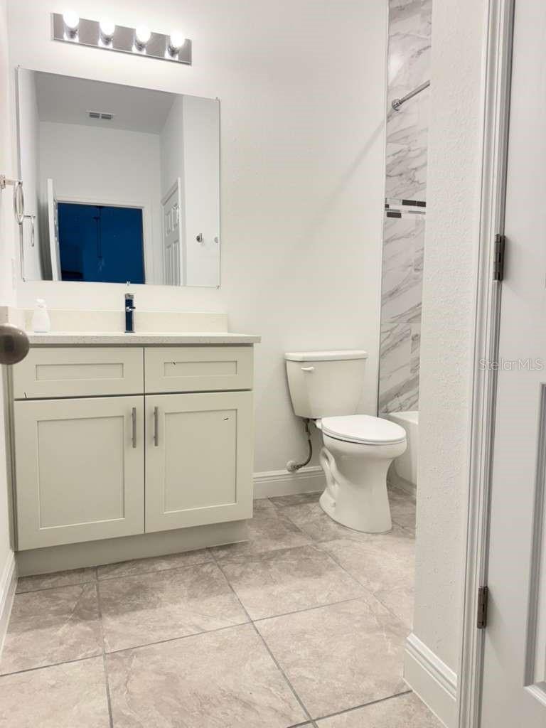 Image 37 of 58 For 16054 55th Avenue Road