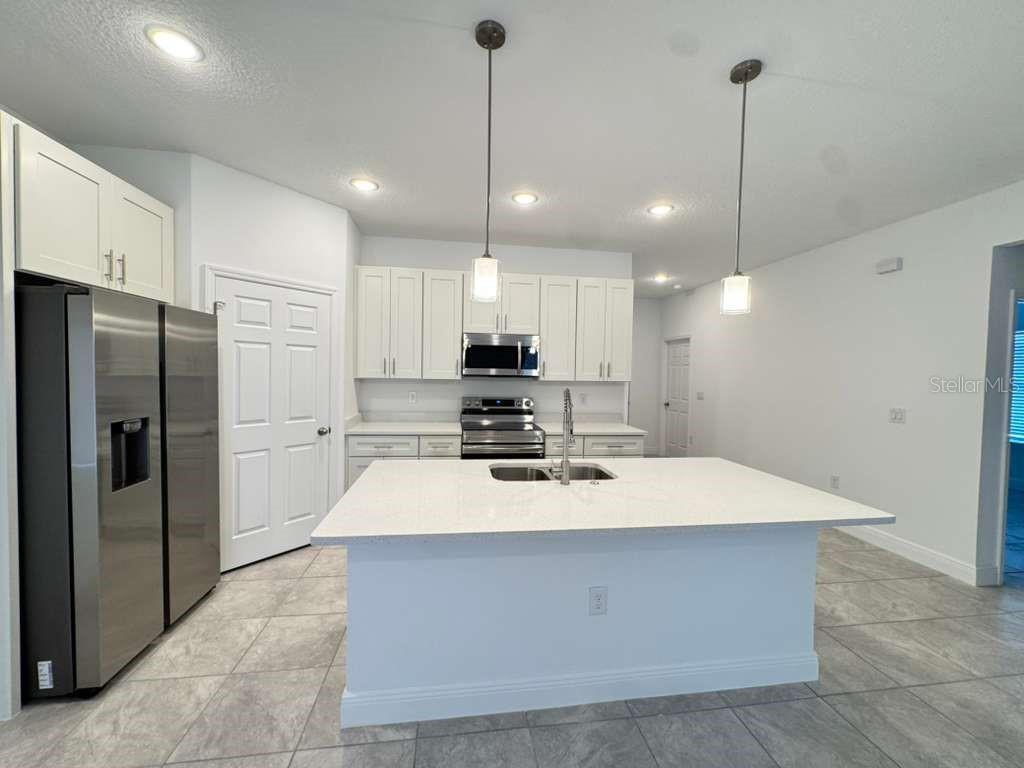 Image 6 of 58 For 16054 55th Avenue Road