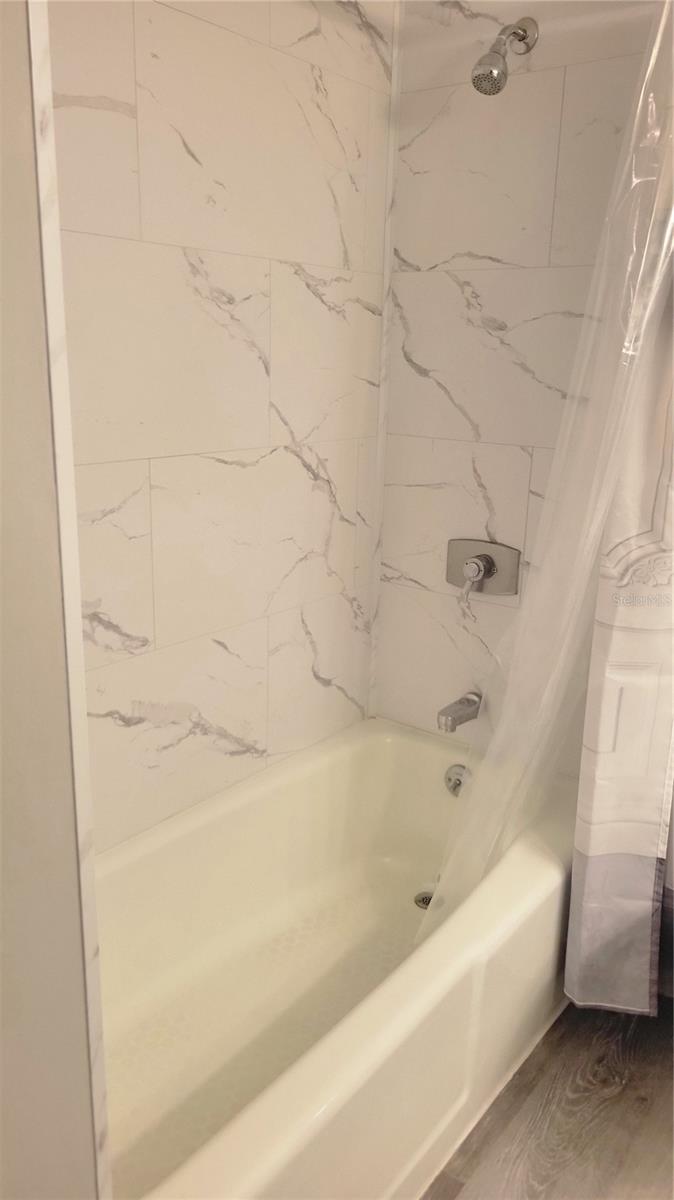 Image 10 of 14 For 566 Fairways Circle B