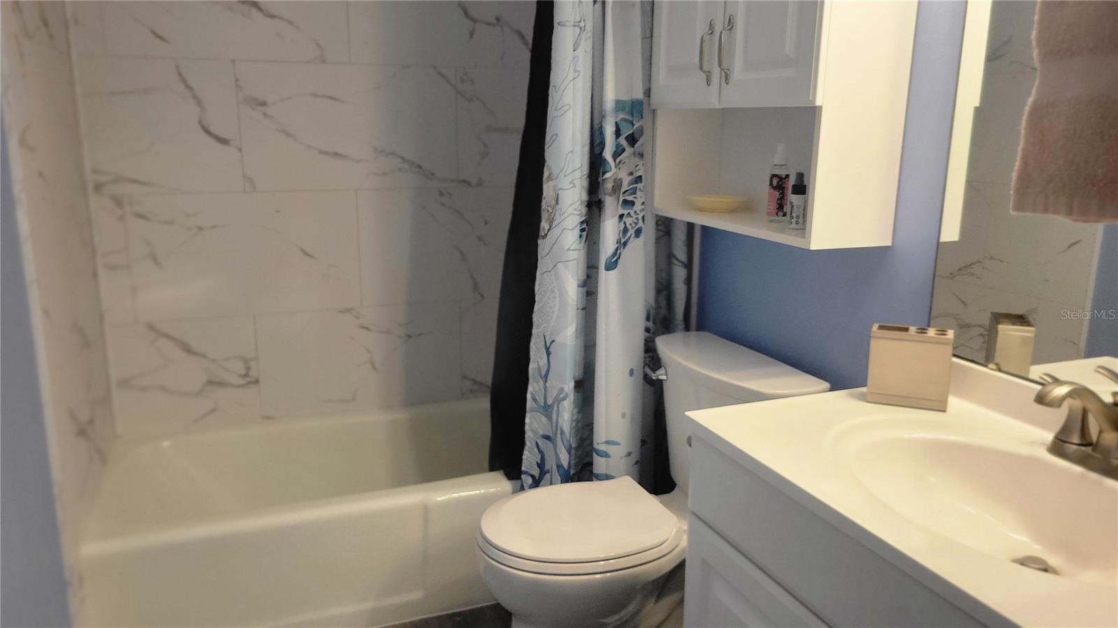 Image 11 of 14 For 566 Fairways Circle B