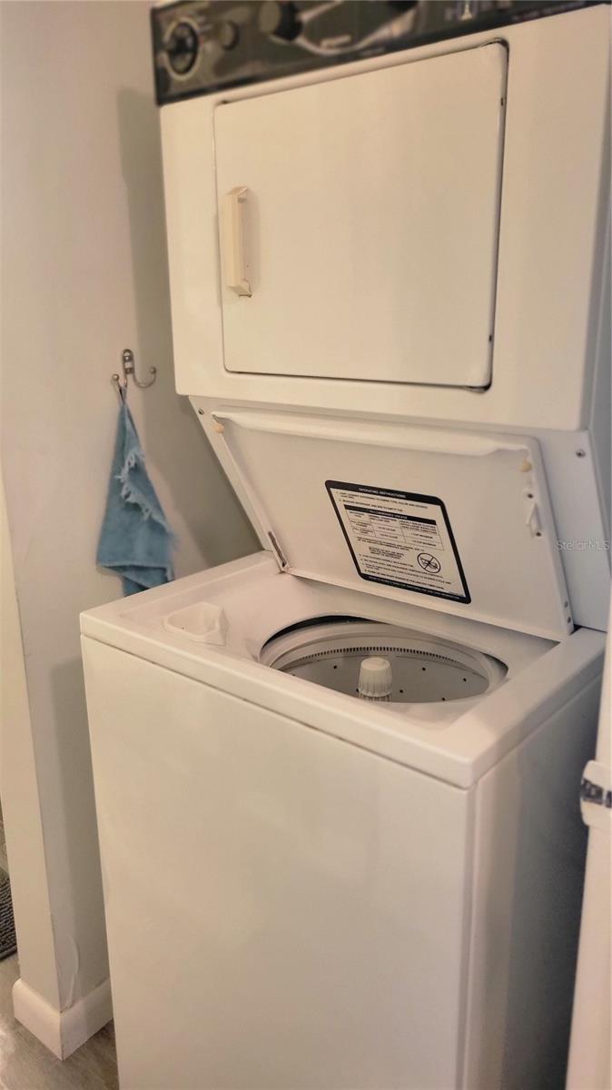 Image 12 of 14 For 566 Fairways Circle B