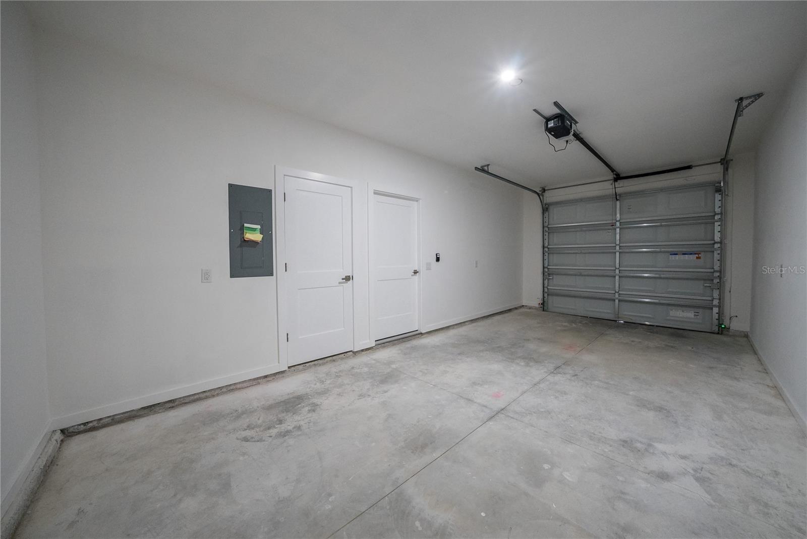 Image 23 of 27 For 318 6th Street