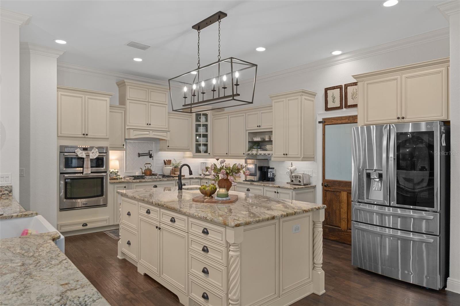 Image 14 of 96 For 2870 87th Avenue