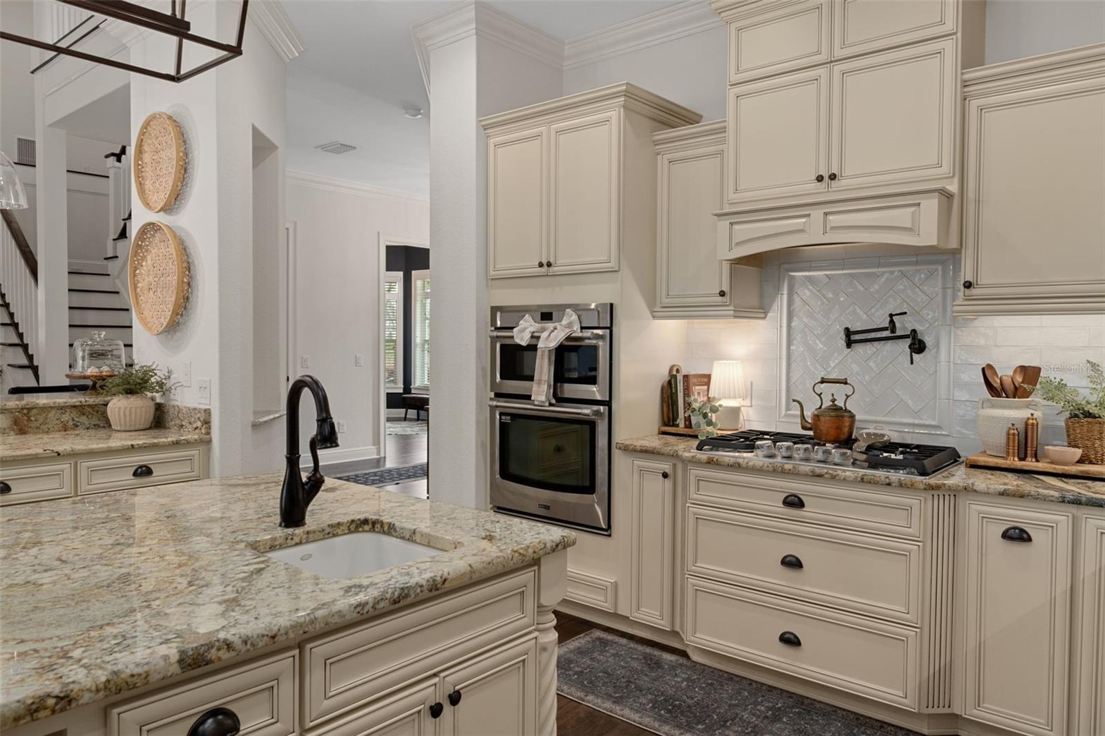 Image 18 of 96 For 2870 87th Avenue