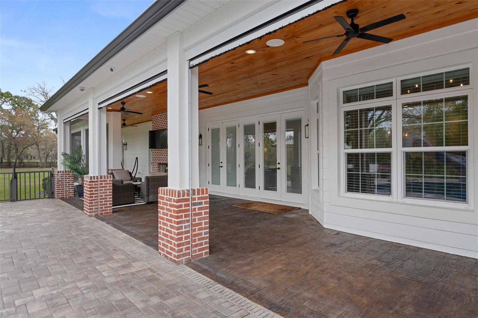 Image 36 of 96 For 2870 87th Avenue