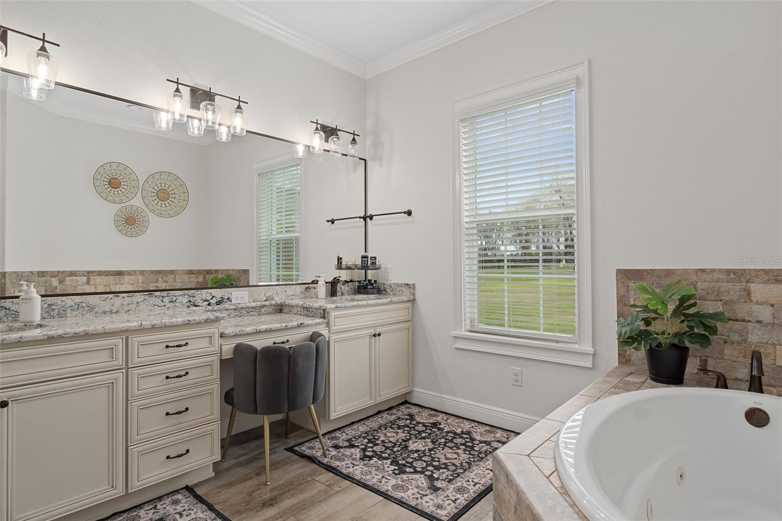 Image 47 of 96 For 2870 87th Avenue