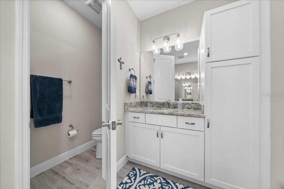 Image 22 of 59 For 5361 33rd Place